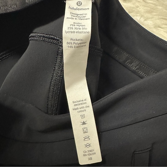 Lululemon Black On The Move Pants Size 2 - Picture 11 of 13